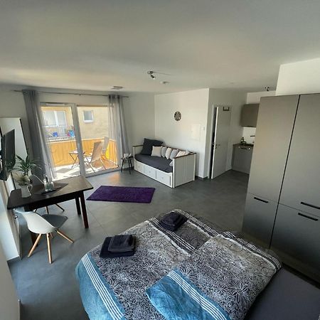 A & M Appartement Koeln Esterno foto