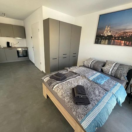A & M Appartement Koeln Esterno foto